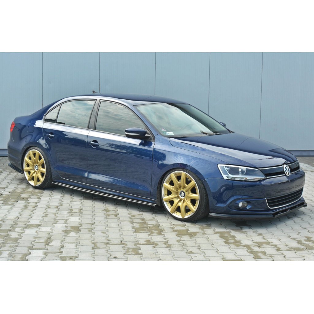 Maxton Design difuzory pod boční prahy pro Volkswagen Jetta Mk6, černý lesklý plast ABS