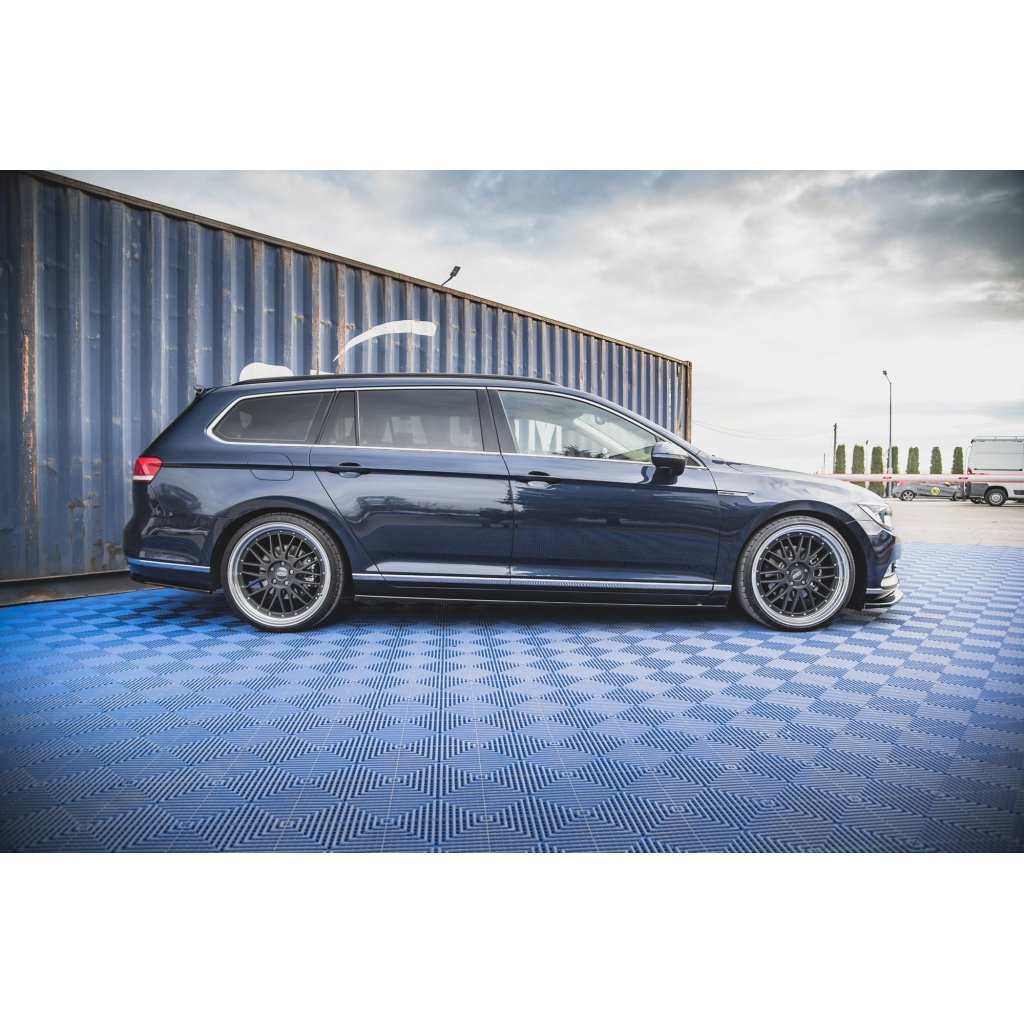 Maxton Design difuzory pod boční prahy pro Volkswagen Passat Mk8 (B8), černý lesklý plast ABS