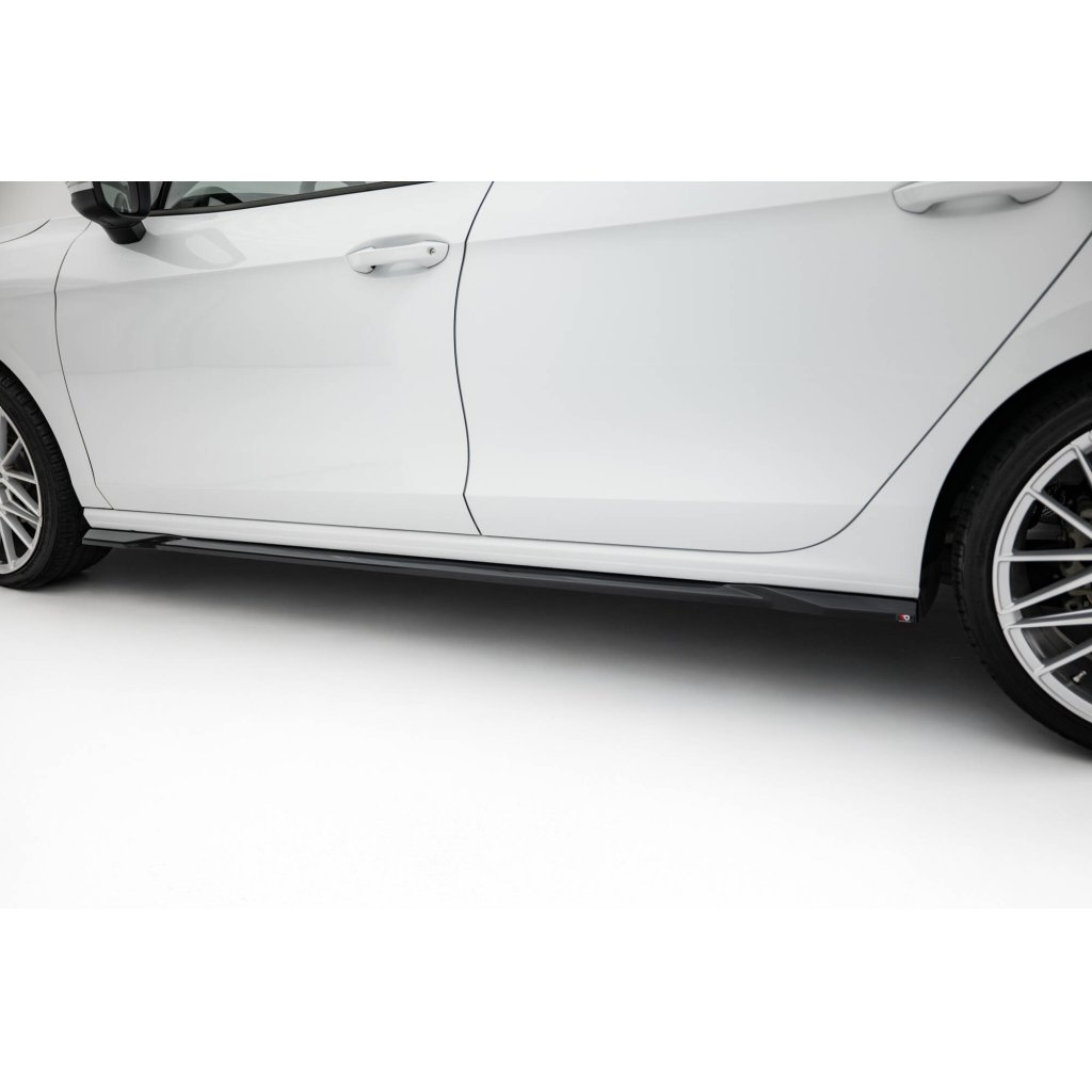 Maxton Design difuzory pod boční prahy pro Volkswagen Passat Mk9 (B9), černý lesklý plast ABS