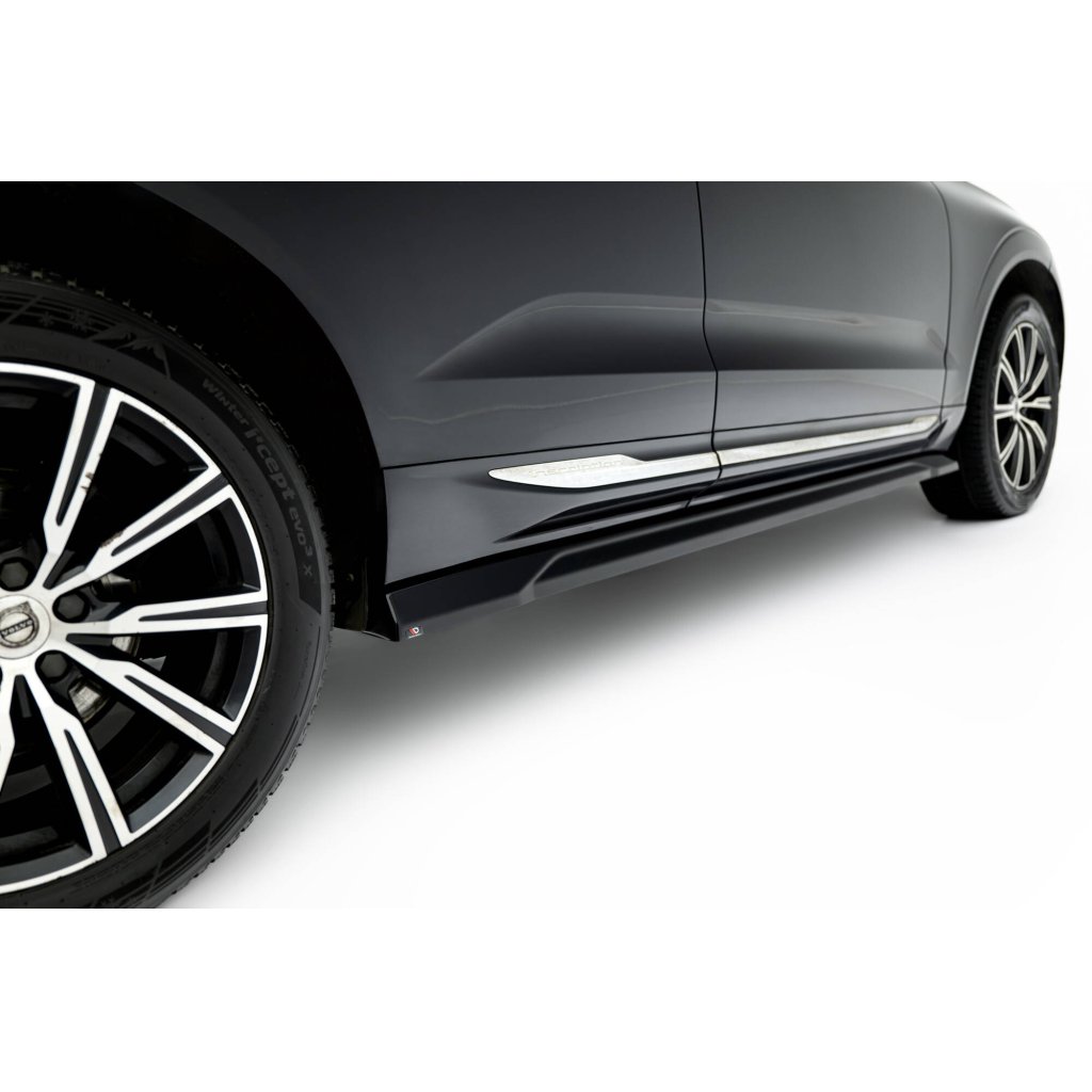 Maxton Design difuzory pod boční prahy pro Volvo XC60 Mk 2, černý lesklý plast ABS