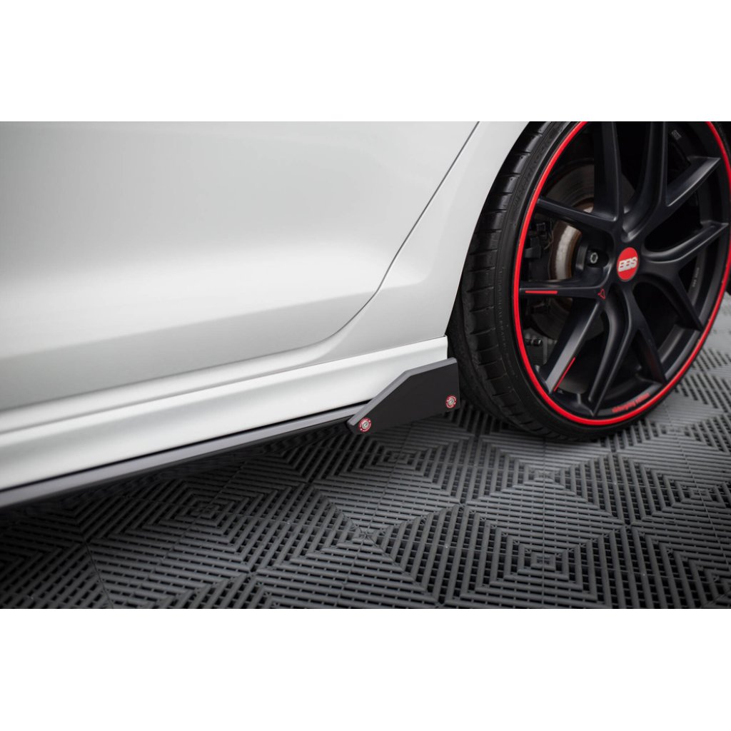 Maxton Design difuzory pod boční prahy v.3 s křidélky pro Volkswagen Golf R Mk7, černý lesklý plast ABS