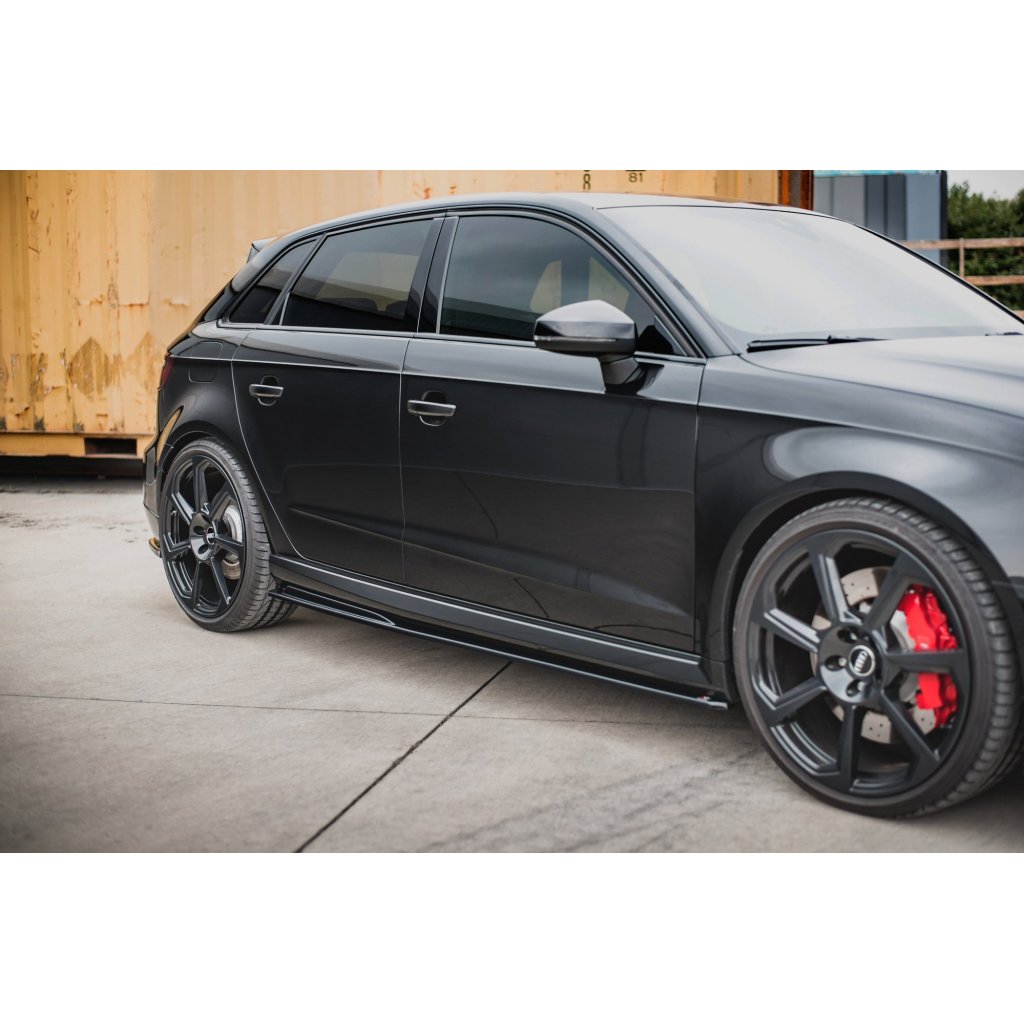 Maxton Design difuzory pod boční prahy ver.2 pro Audi RS3 8V Facelift, carbon-Look, Sedan