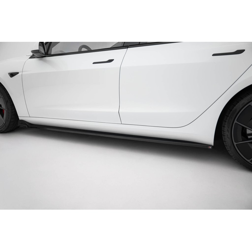 Maxton Design difuzory pod boční prahy ver.2 pro Tesla Model 3 Mk1, černý lesklý plast ABS