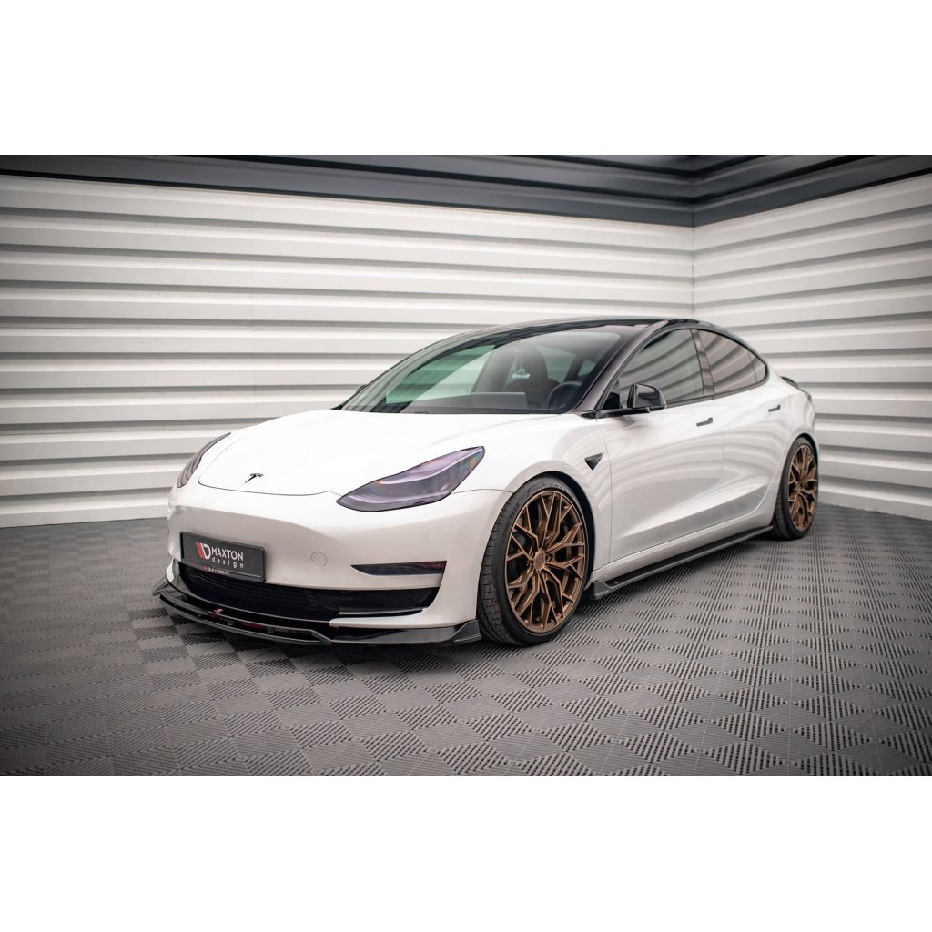 Maxton Design difuzory pod boční prahy ver.2 pro Tesla Model 3 Mk1, plast ABS bez povrchové úpravy