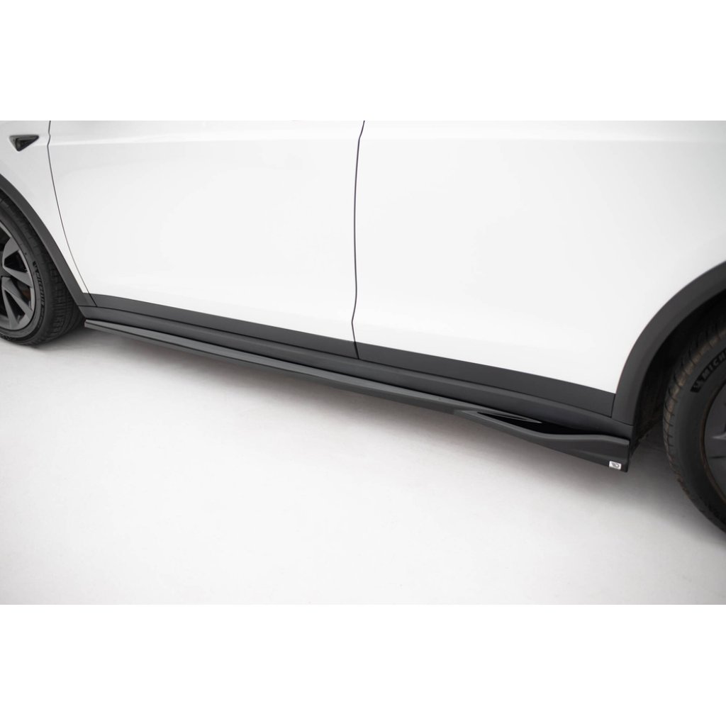Maxton Design difuzory pod boční prahy ver.2 pro Tesla Model X Mk1 Facelift, černý lesklý plast ABS