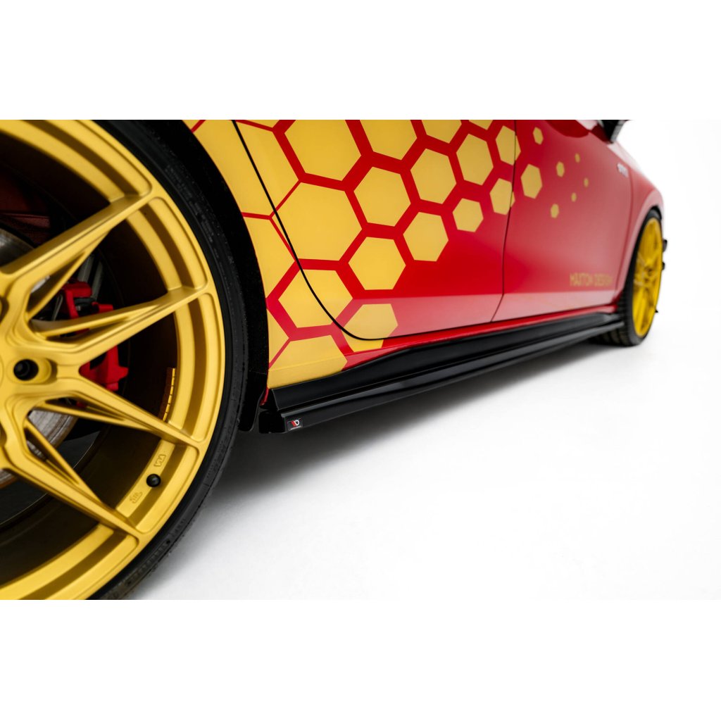 Maxton Design difuzory pod boční prahy ver.2 pro Volkswagen Golf GTI Mk8 Facelift, černý lesklý plast ABS, Clubsport