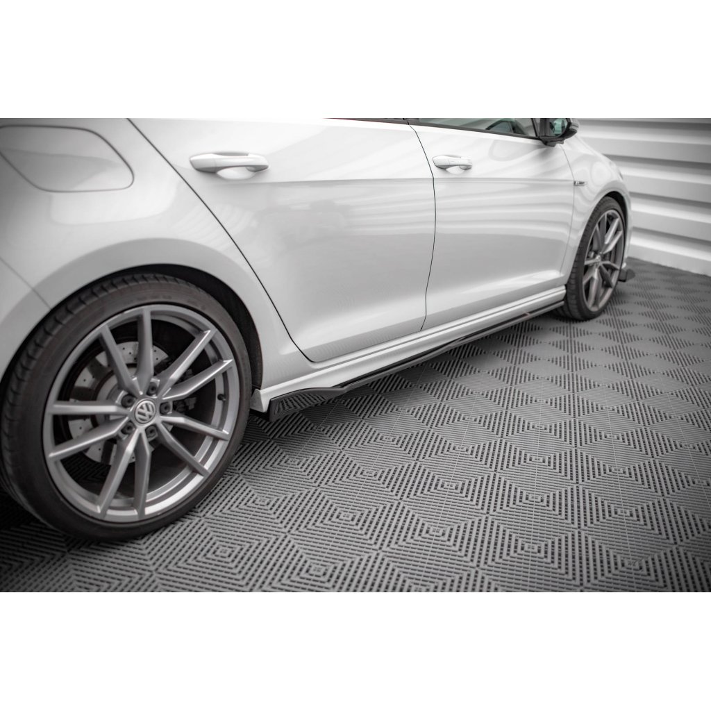 Maxton Design difuzory pod boční prahy ver.2 pro Volkswagen Golf R Mk7, černý lesklý plast ABS