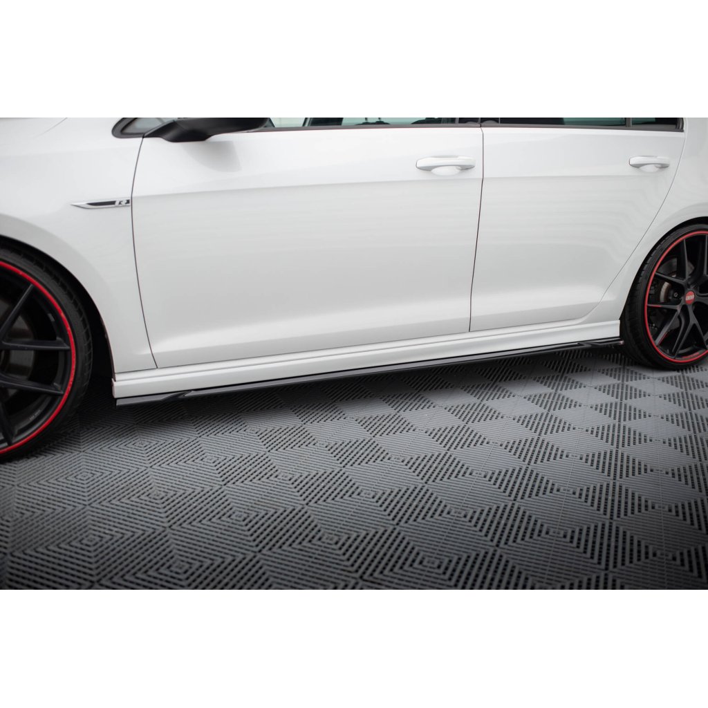 Maxton Design difuzory pod boční prahy ver.4 pro Volkswagen Golf R Mk7, černý lesklý plast ABS