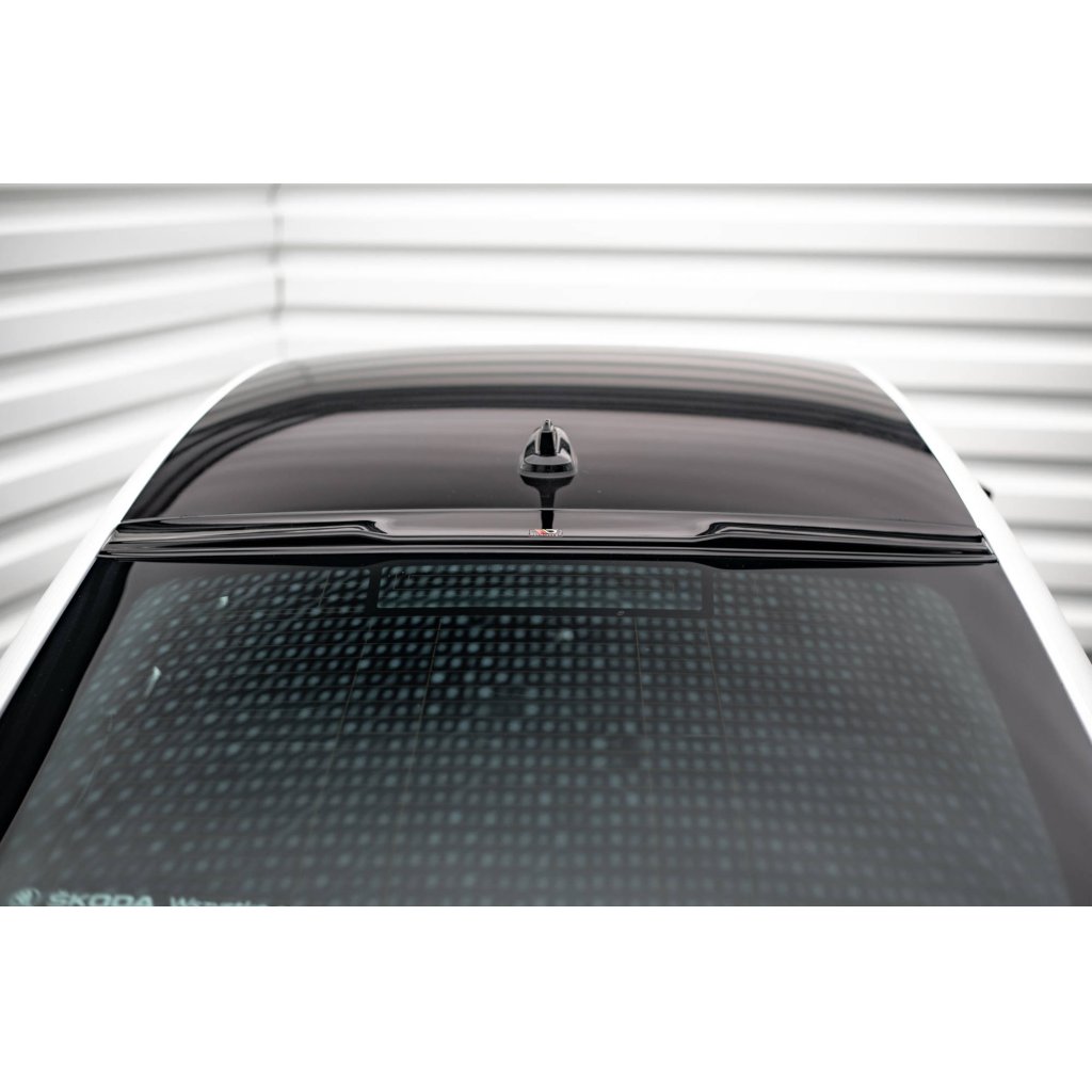 Maxton Design patka na zadní okno pro Škoda Octavia Mk4, černý lesklý plast ABS