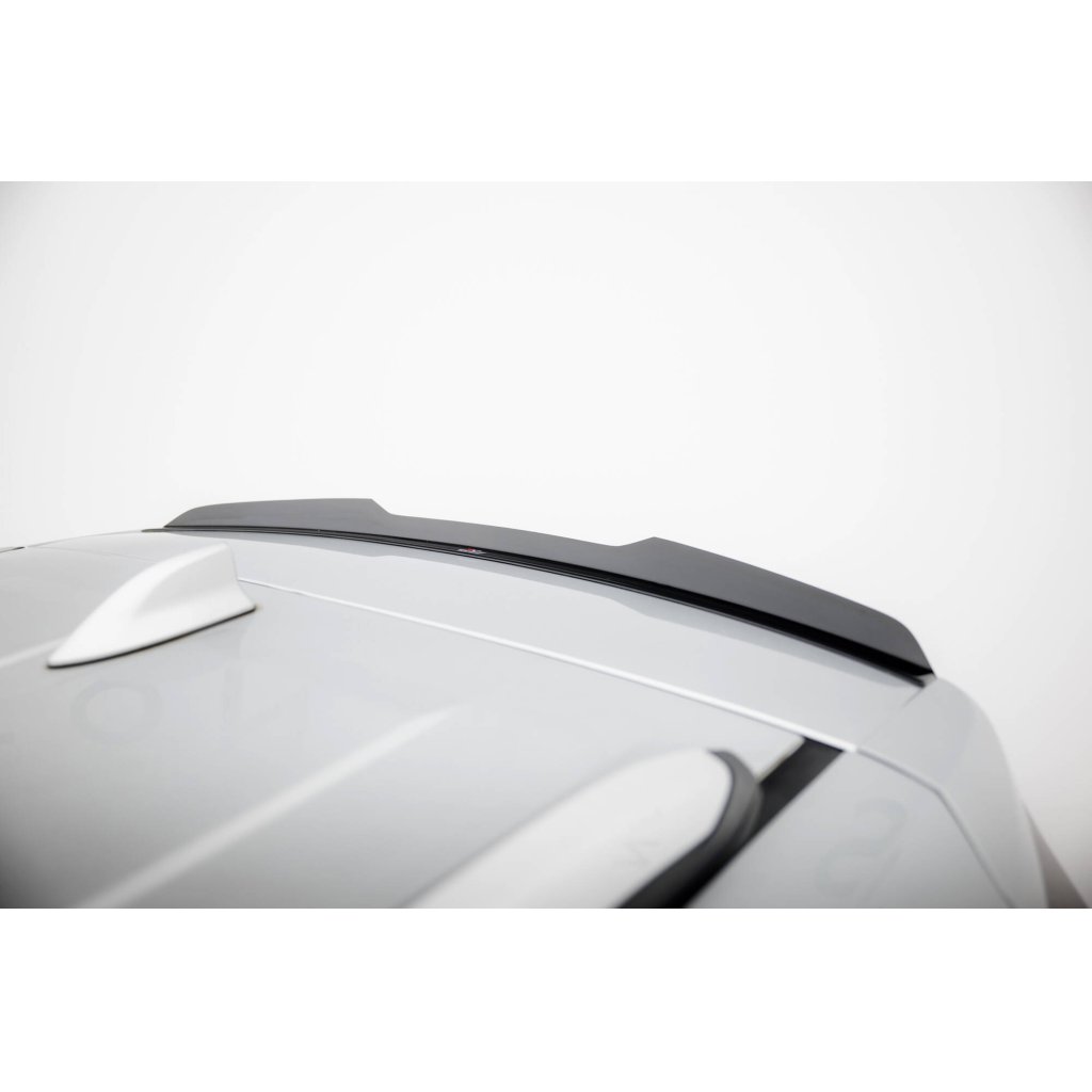 Maxton Design prodloužení spoileru pro Toyota Sienna Mk4, černý lesklý plast ABS