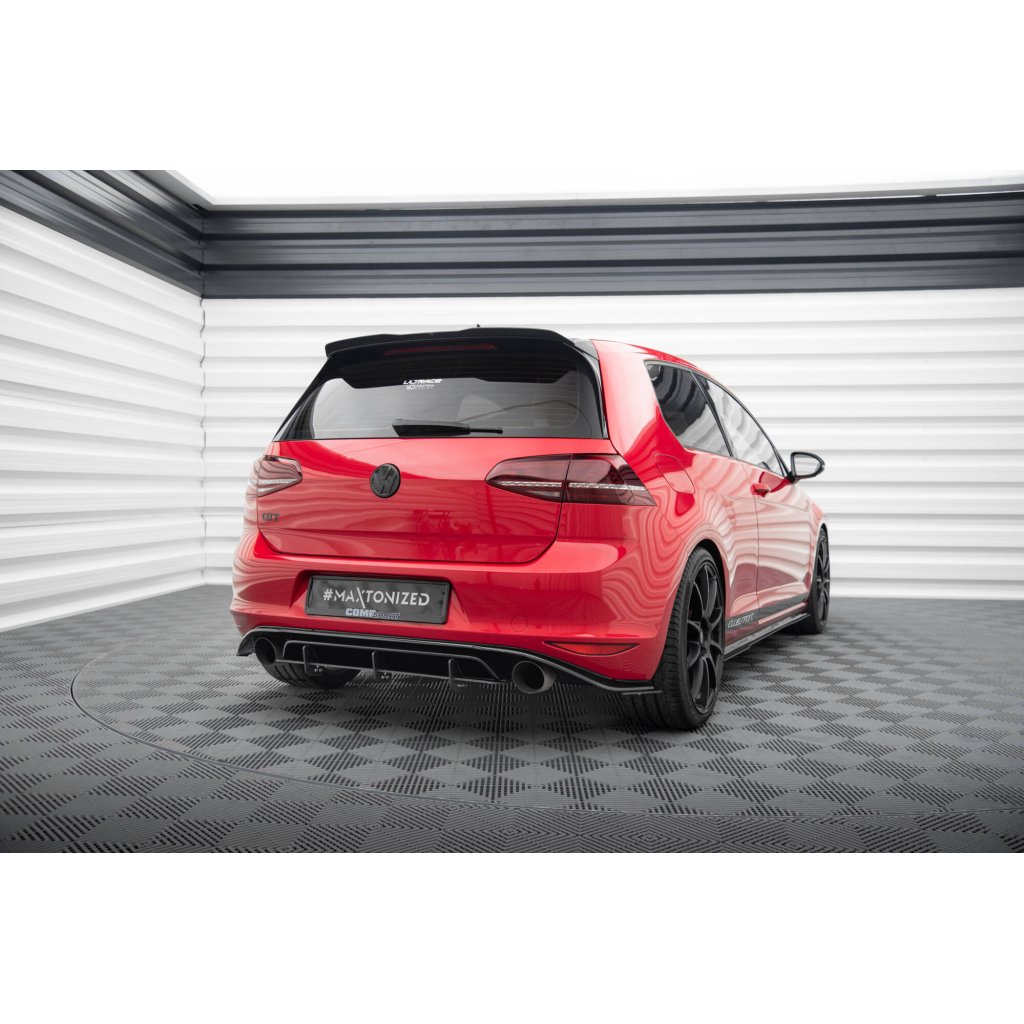 Maxton Design prodloužení spoileru pro Volkswagen Golf GTI Mk7, černý lesklý plast ABS