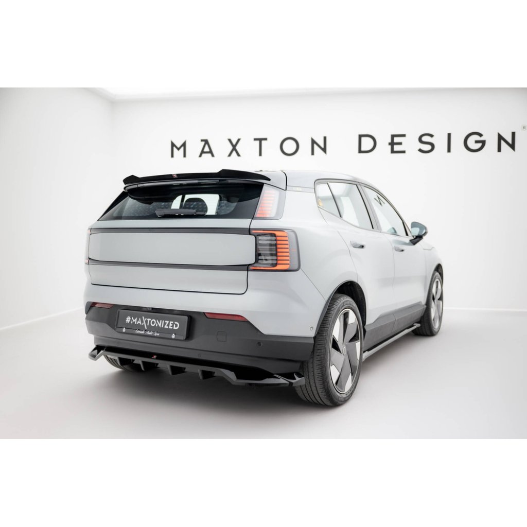 Maxton Design prodloužení spoileru pro Volvo EX30 Mk1, černý lesklý plast ABS