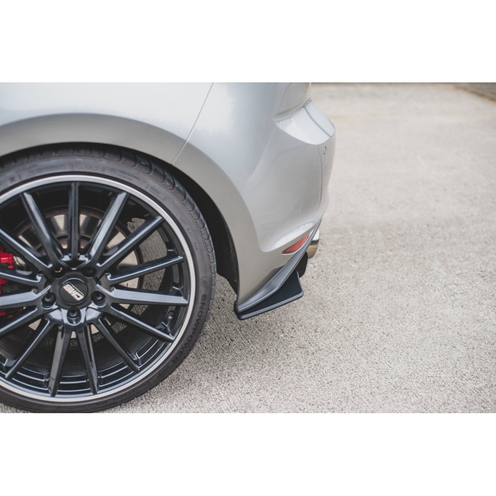 Maxton Design "Racing durability" boční difuzory pod zadní nárazník ver.1 pro Volkswagen Golf GTI Mk7, plast ABS bez povrchové úpravy