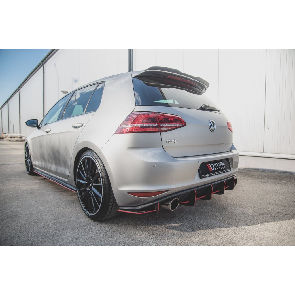 Maxton Design "Racing durability" boční difuzory pod zadní nárazník ver.1 pro Volkswagen Golf GTI Mk7, plast ABS bez povrchové úpravy