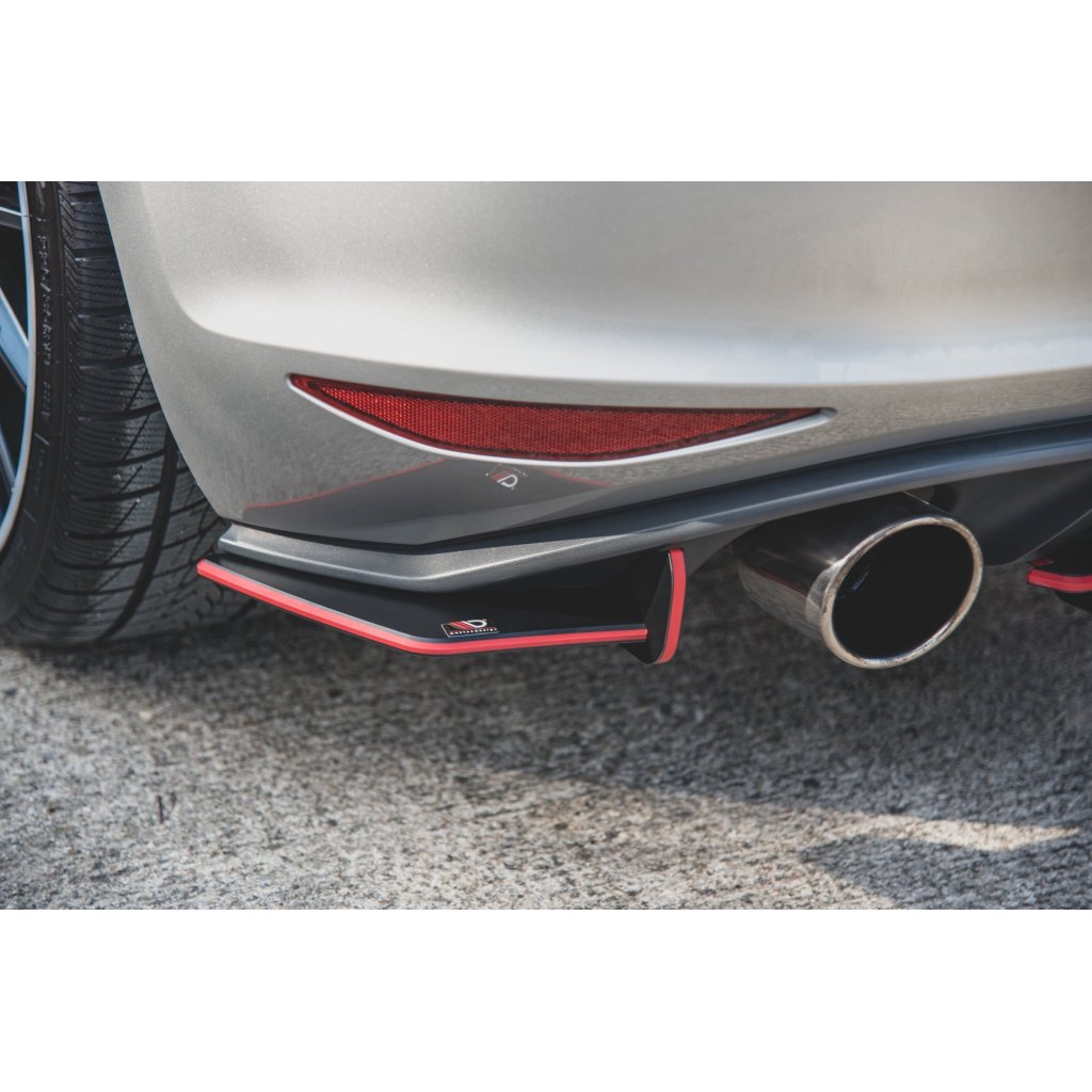 Maxton Design "Racing durability" boční difuzory pod zadní nárazník ver.1 pro Volkswagen Golf GTI Mk7, plast ABS bez povrchové úpravy