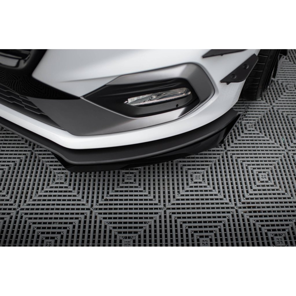 Maxton Design "Racing durability" spoiler pod přední nárazník s rohovými splittery pro Ford Fiesta ST Mk8, plast ABS bez povrchové úpravy, vč. ST-Line