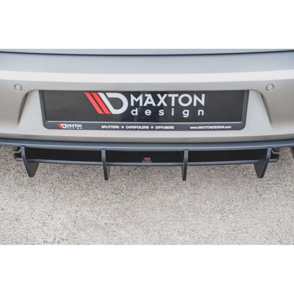 Maxton Design "Racing durability" zadní difuzor ver.1 pro Volkswagen Golf GTI Mk7, plast ABS bez povrchové úpravy