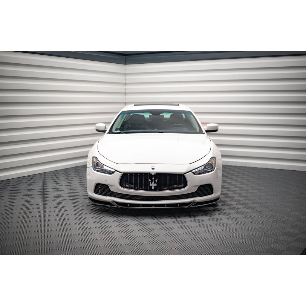 Maxton Design spoiler pod přední nárazník pro Maserati Ghibli Mk3, černý lesklý plast ABS