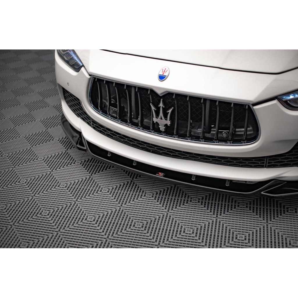 Maxton Design spoiler pod přední nárazník pro Maserati Ghibli Mk3, černý lesklý plast ABS