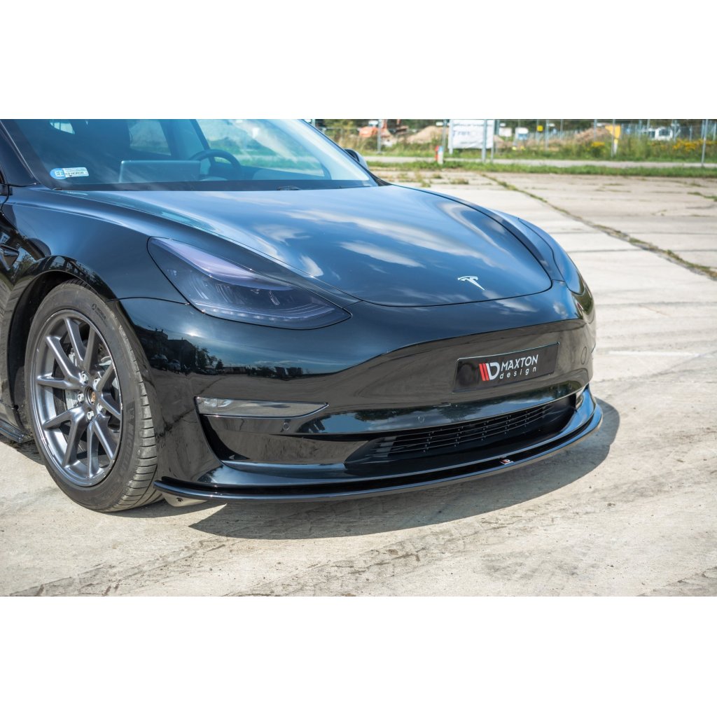 Maxton Design spoiler pod přední nárazník pro Tesla Model 3 Mk1, černý lesklý plast ABS