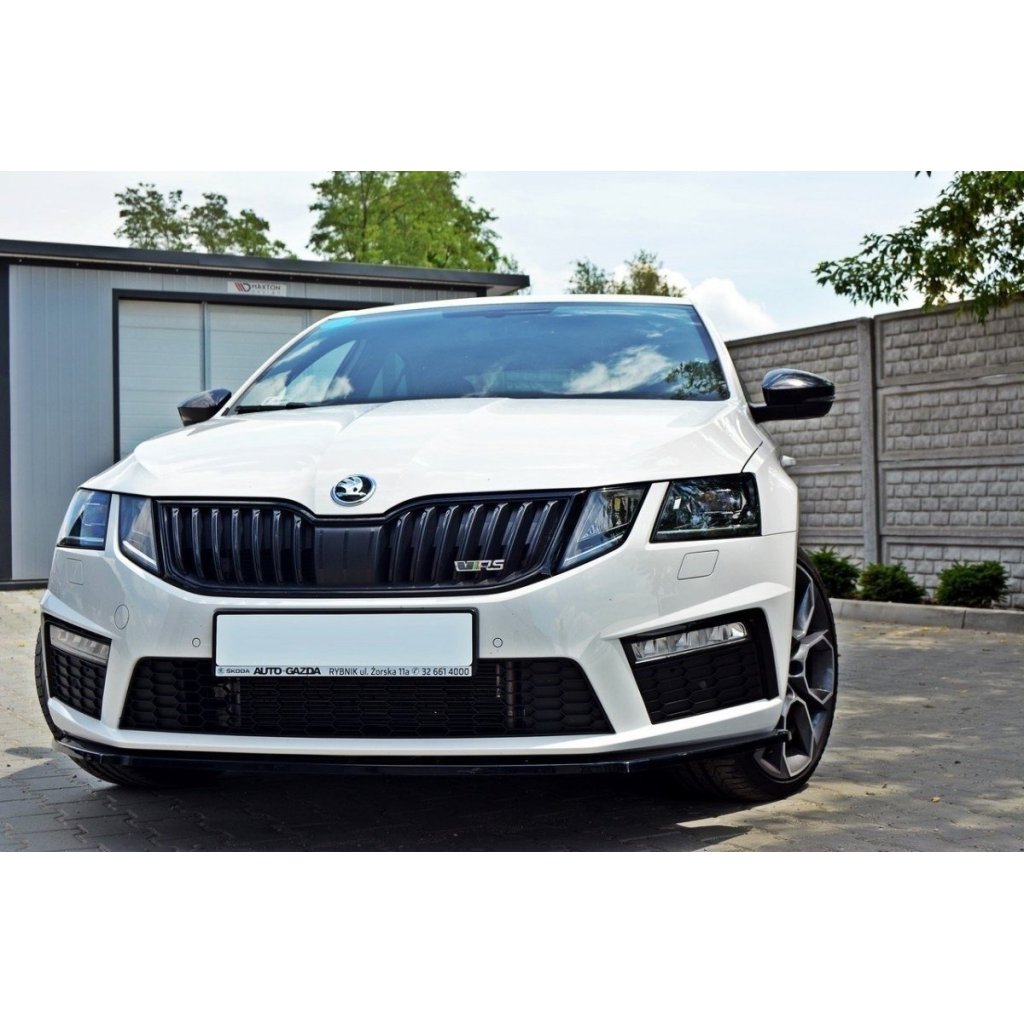 Maxton Design spoiler pod přední nárazník ver.1 pro Škoda Octavia RS Mk3, černý lesklý plast ABS