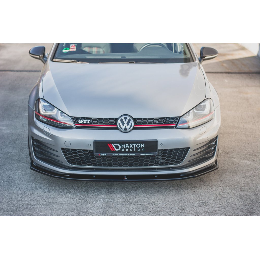 Maxton Design spoiler pod přední nárazník ver.1 pro Volkswagen Golf GTI Mk7, černý lesklý plast ABS
