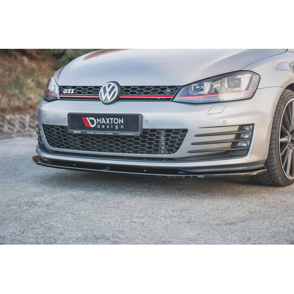 Maxton Design spoiler pod přední nárazník ver.1 pro Volkswagen Golf GTI Mk7, černý lesklý plast ABS