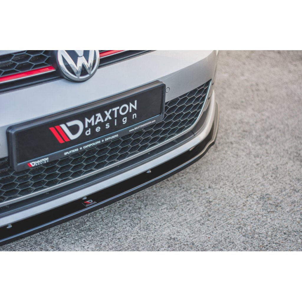 Maxton Design spoiler pod přední nárazník ver.1 pro Volkswagen Golf GTI Mk7, černý lesklý plast ABS
