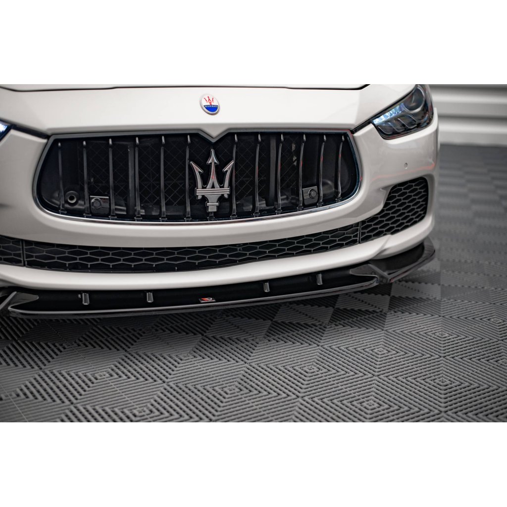 Maxton Design spoiler pod přední nárazník ver.2 pro Maserati Ghibli Mk3, černý lesklý plast ABS