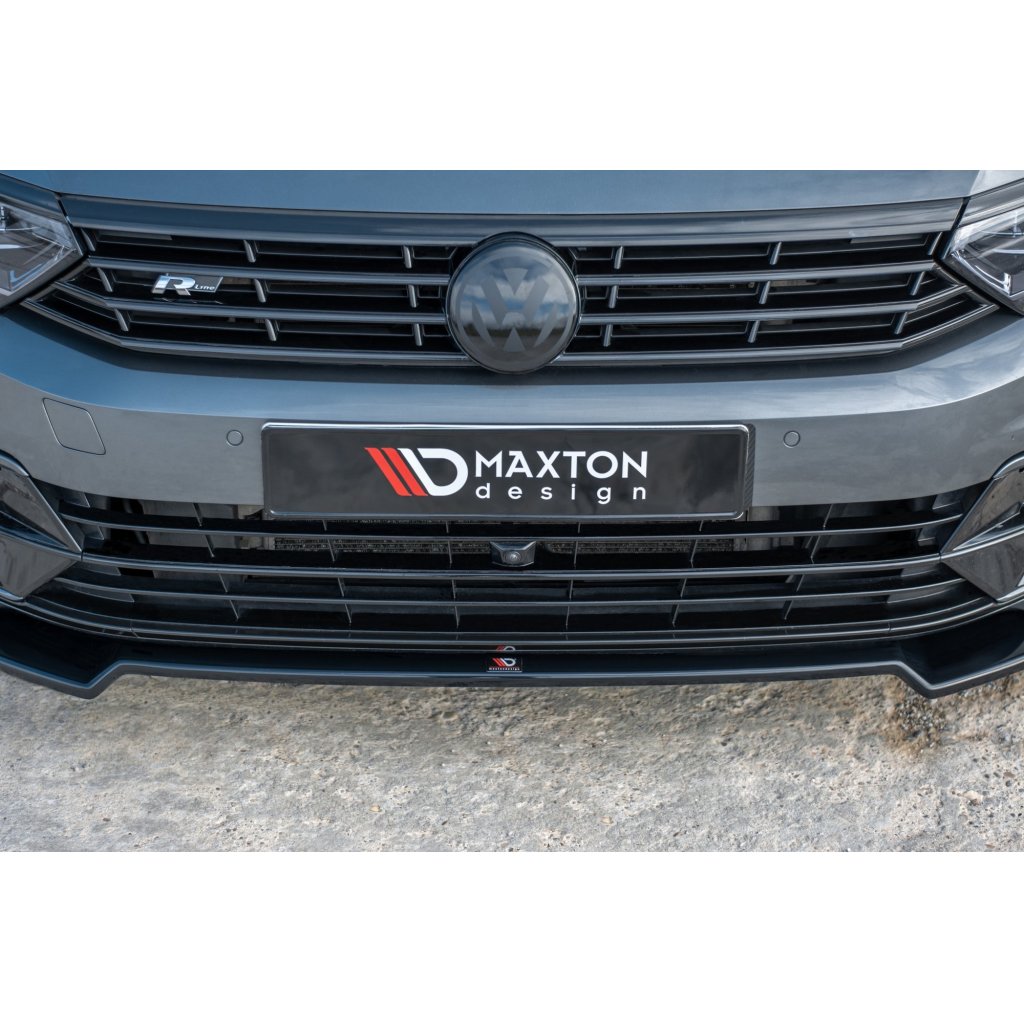 Maxton Design spoiler pod přední nárazník ver.2 pro Volkswagen Passat Mk8 (B8), černý lesklý plast ABS, R-Line