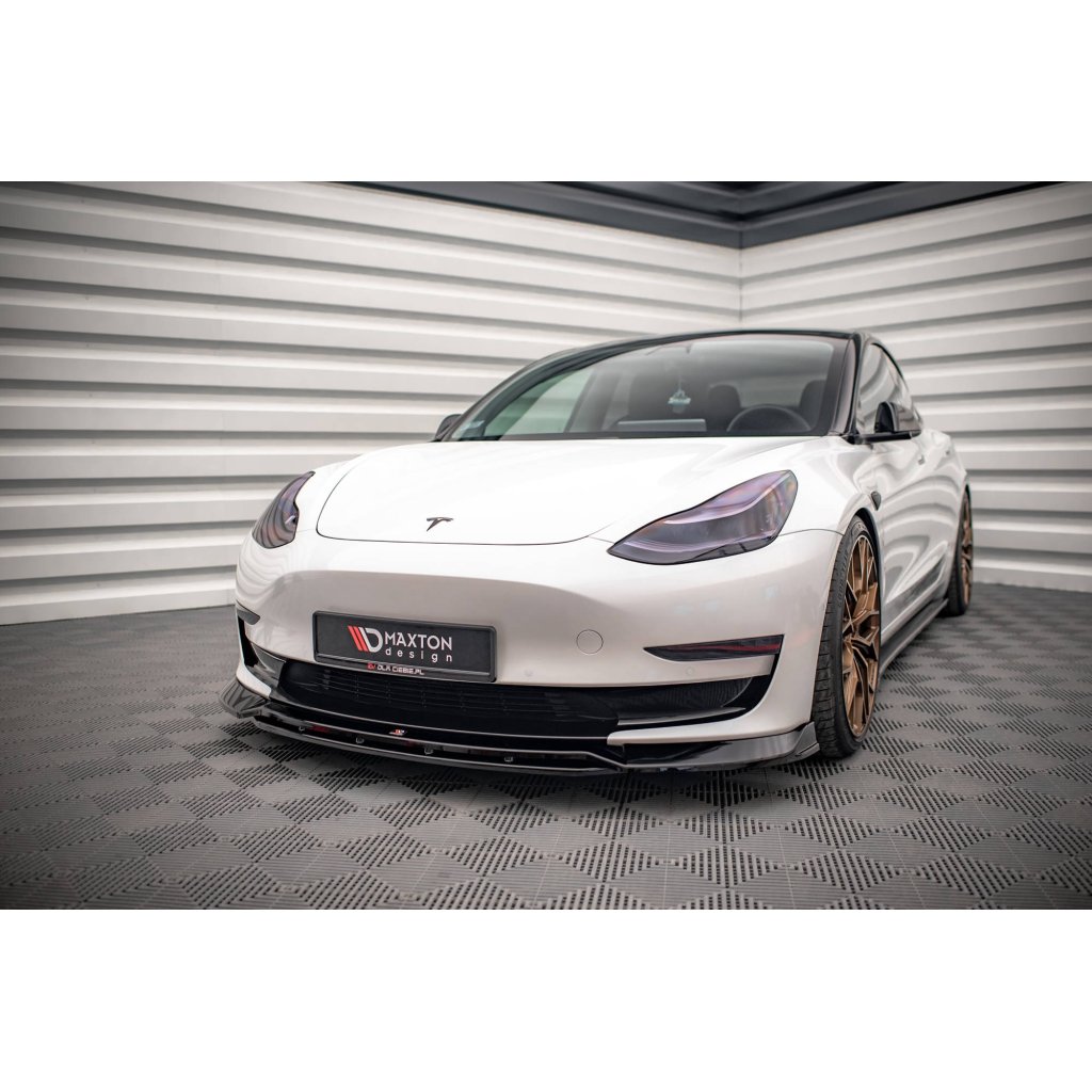 Maxton Design spoiler pod přední nárazník ver.3 pro Tesla Model 3 Mk1, plast ABS bez povrchové úpravy