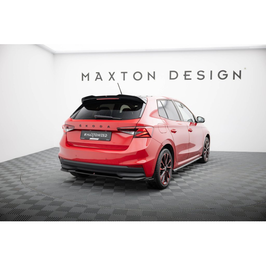 Maxton Design spoiler pod zadní nárazník pro Škoda Fabia Mk4, černý lesklý plast ABS