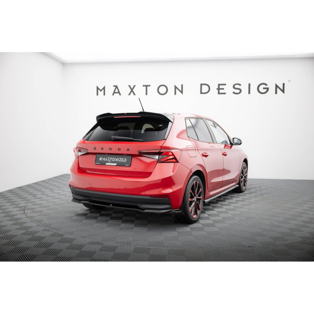 Maxton Design spoiler pod zadní nárazník pro Škoda Fabia Mk4, černý lesklý plast ABS