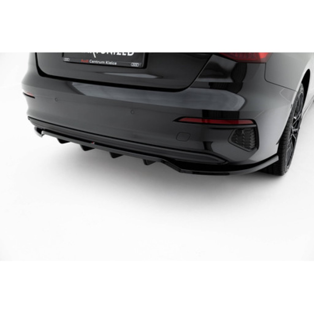 Maxton Design spoiler pod zadní nárazník s žebrováním pro Audi A3 8Y, černý lesklý plast ABS, plast ABS bez povrchové úpravy, Sedan