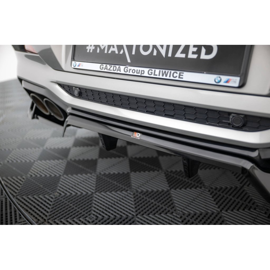 Maxton Design spoiler pod zadní nárazník s žebrováním pro BMW X4 M F98, černý lesklý plast ABS