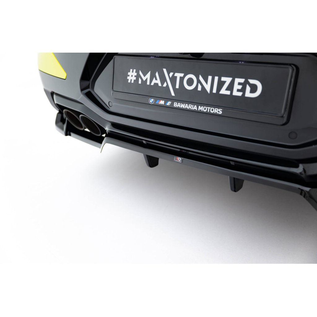 Maxton Design spoiler pod zadní nárazník s žebrováním pro BMW X4 M F98 Facelift, černý lesklý plast ABS