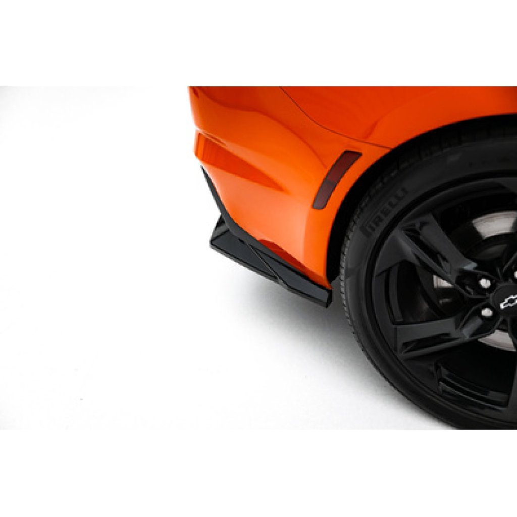 Maxton Design spoiler pod zadní nárazník s žebrováním pro Chevrolet Camaro SS Mk6 Facelift, černý lesklý plast ABS