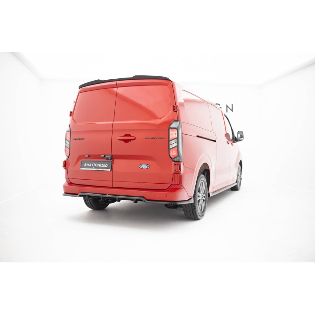 Maxton Design spoiler pod zadní nárazník s žebrováním pro Ford Transit Custom Mk2, černý lesklý plast ABS