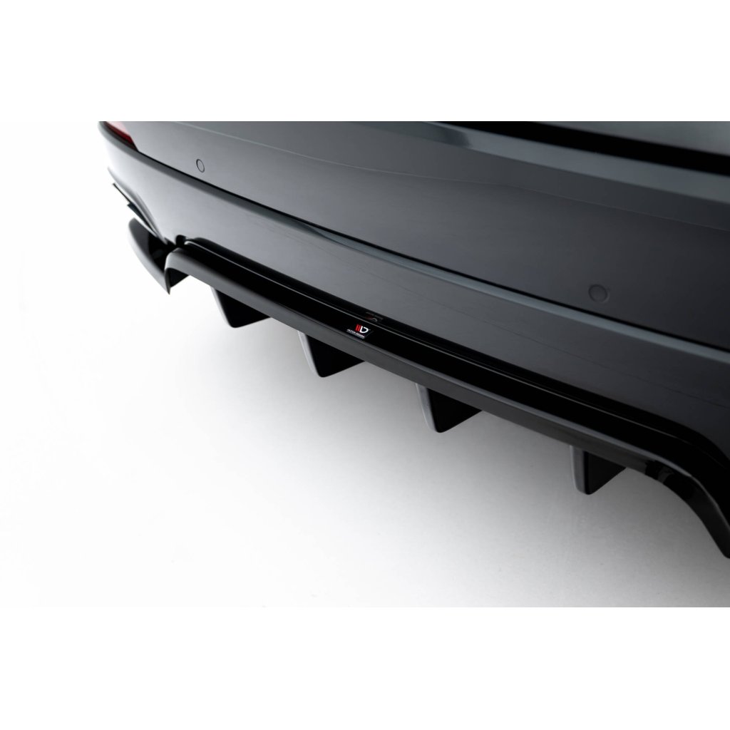 Maxton Design spoiler pod zadní nárazník s žebrováním pro Maserati Levante Mk1 GT Facelift, černý lesklý plast ABS