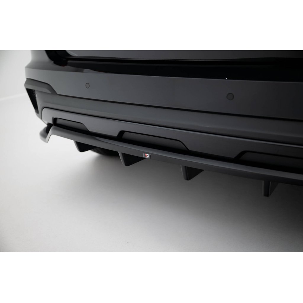 Maxton Design spoiler pod zadní nárazník s žebrováním pro Škoda Kamiq Mk1 Facelift, černý lesklý plast ABS, Monte Carlo