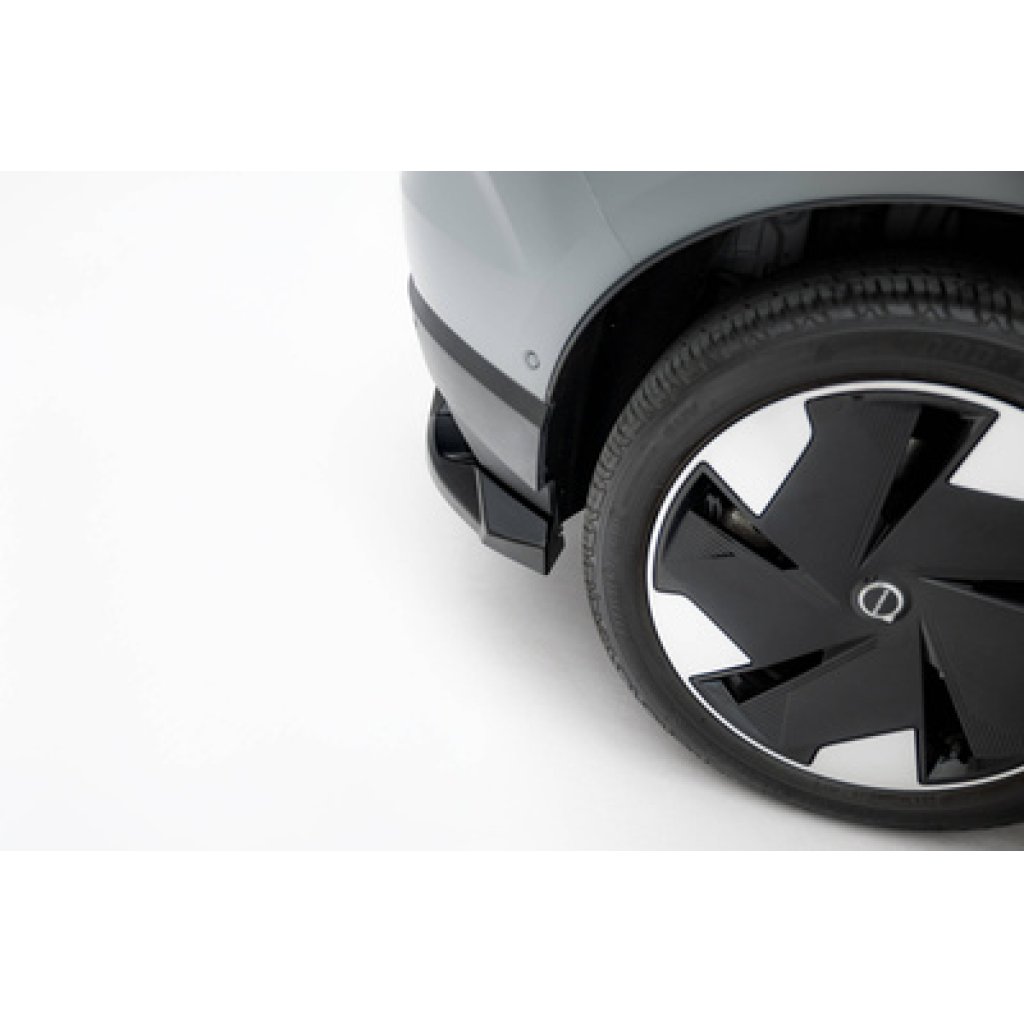 Maxton Design spoiler pod zadní nárazník s žebrováním pro Volvo EX30 Mk1, černý lesklý plast ABS