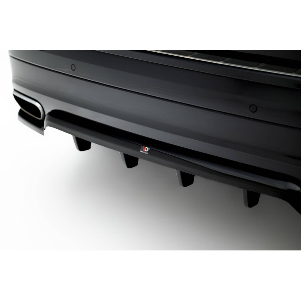 Maxton Design spoiler pod zadní nárazník s žebrováním pro Volvo XC60 Mk 2, černý lesklý plast ABS