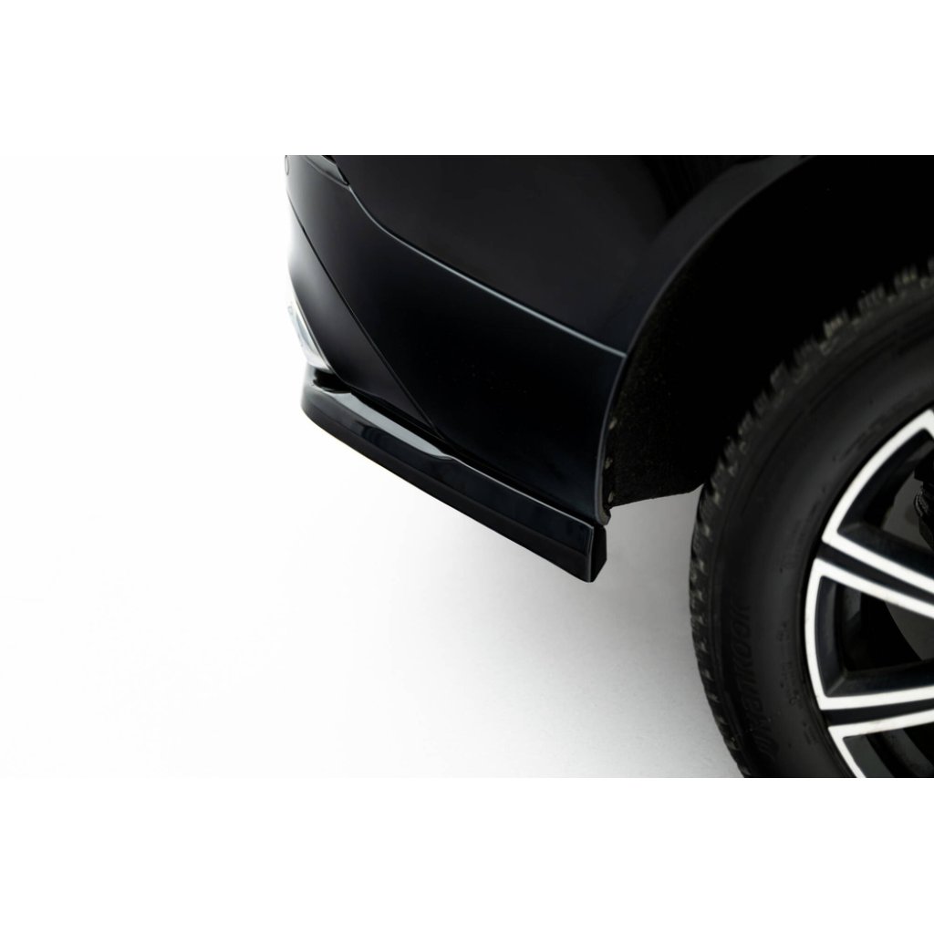 Maxton Design spoiler pod zadní nárazník s žebrováním pro Volvo XC60 Mk 2, černý lesklý plast ABS