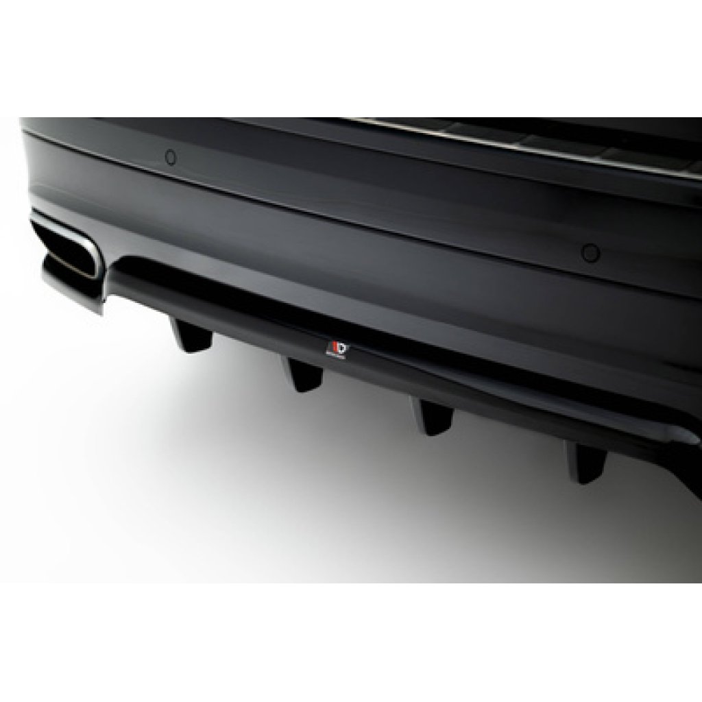 Maxton Design spoiler pod zadní nárazník s žebrováním pro Volvo XC60 Mk 2, černý lesklý plast ABS