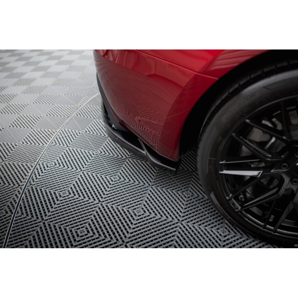 Maxton Design spoiler pod zadní nárazník s žebrováním v.1 pro Tesla Model 3 Mk1 Project Highland Facelift, černý lesklý plast ABS