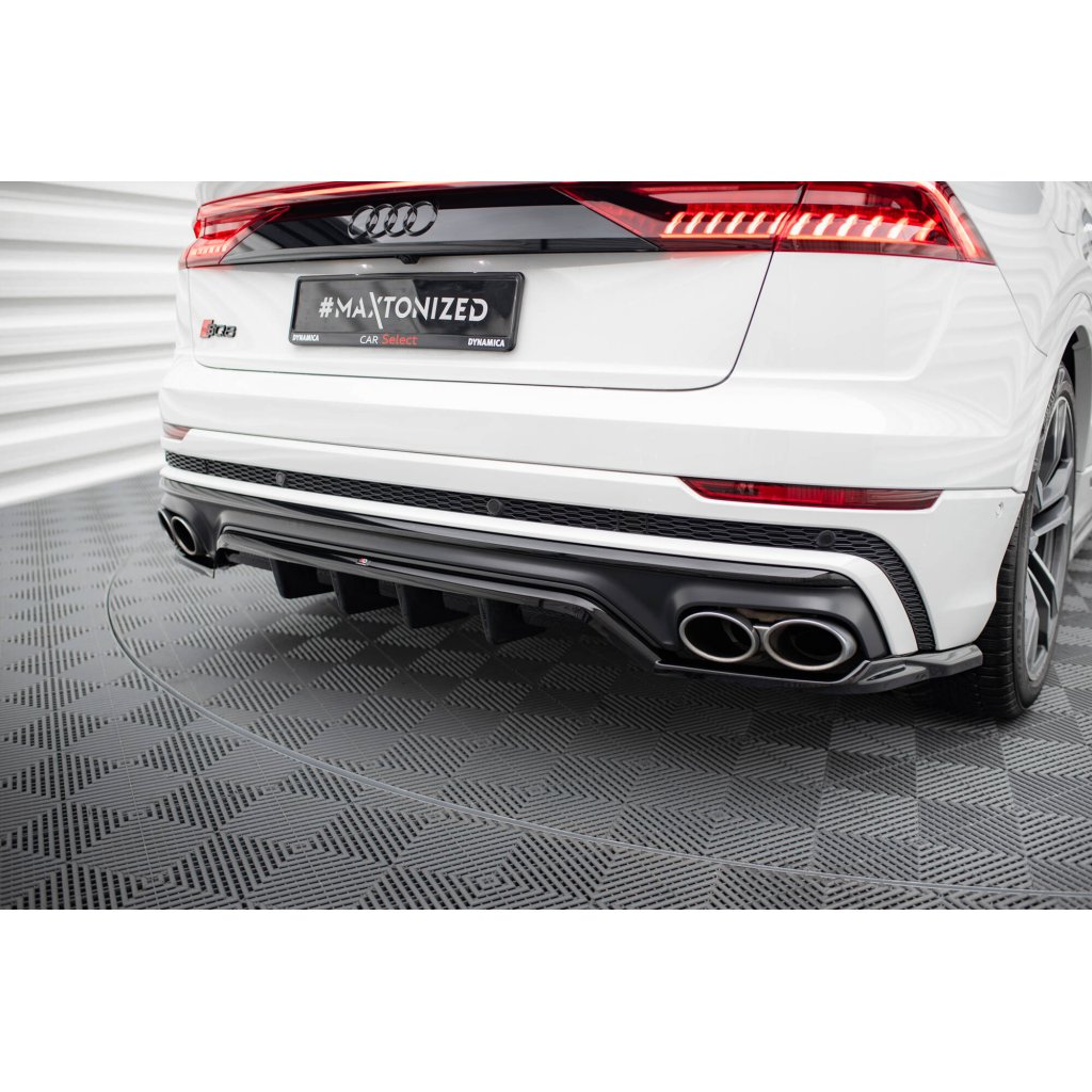 Maxton Design středový spoiler pod zadní nárazník s žebrováním pro Audi SQ8 Mk 1, černý lesklý plast ABS, S-line