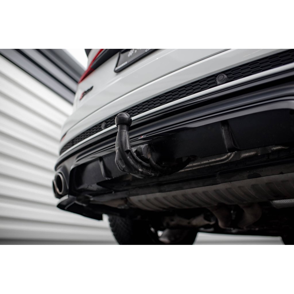 Maxton Design středový spoiler pod zadní nárazník s žebrováním pro Audi SQ8 Mk 1, černý lesklý plast ABS, S-line
