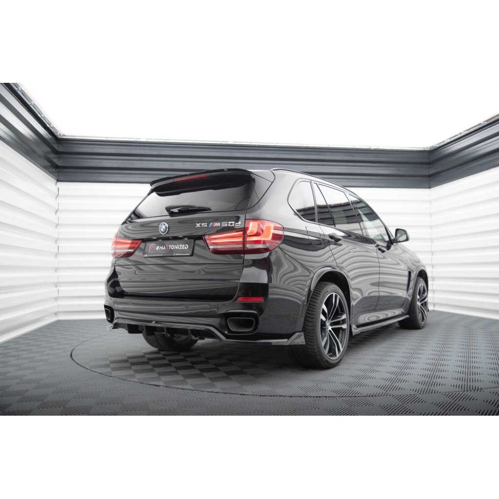Maxton Design středový spoiler pod zadní nárazník s žebrováním pro BMW X5 F15, černý lesklý plast ABS, M-Pack
