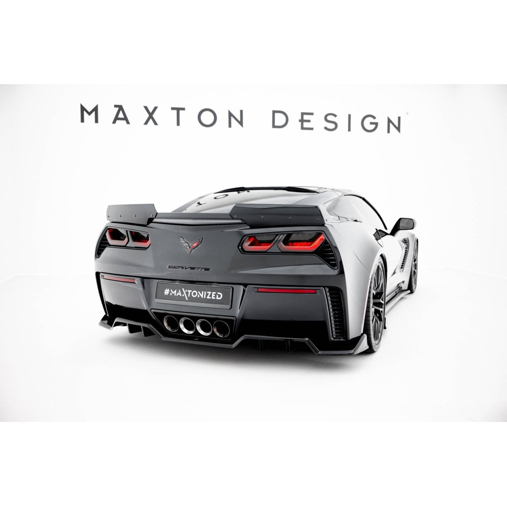 Maxton Design středový spoiler pod zadní nárazník s žebrováním pro Chevrolet Corvette C7, černý lesklý plast ABS, Z06