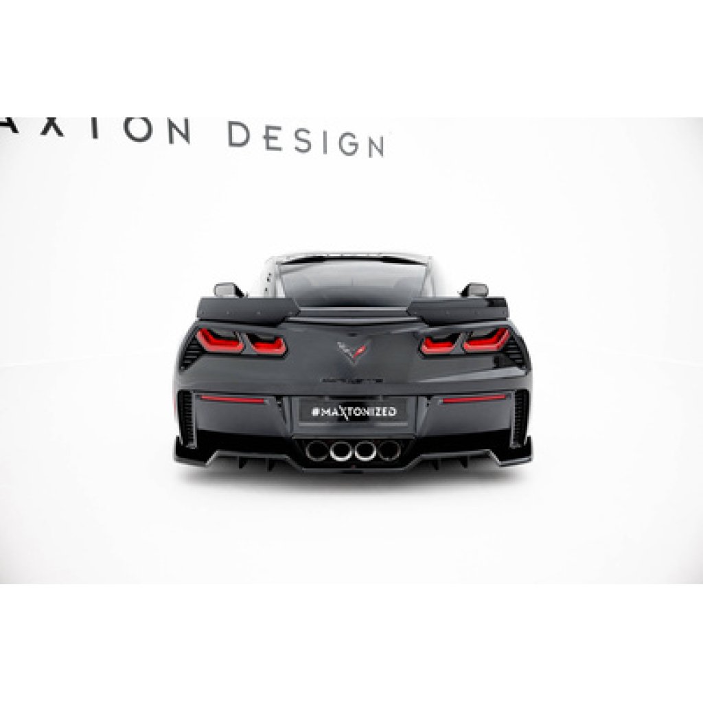 Maxton Design středový spoiler pod zadní nárazník s žebrováním pro Chevrolet Corvette C7, černý lesklý plast ABS, Z06